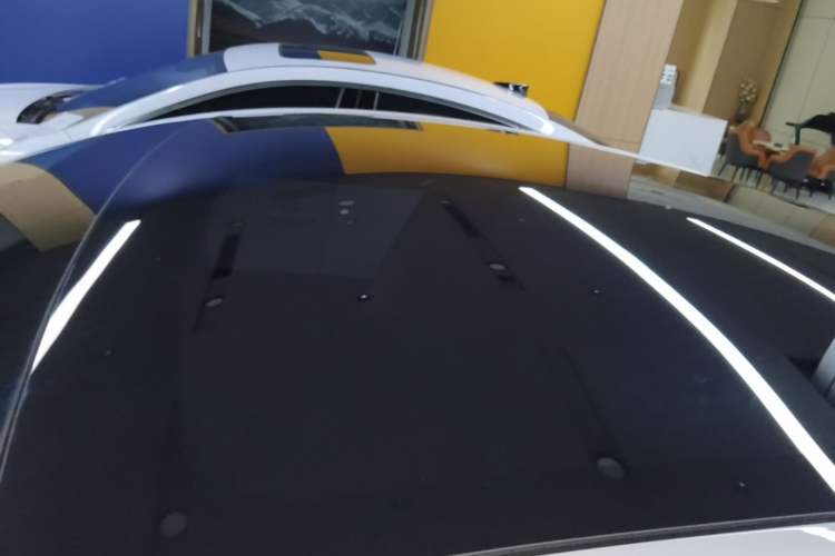 Used Tesla Model Y 2025 Rear-Wheel-Drive Version