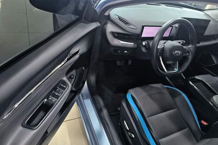 Used Geometry G6 2022 480 New Enjoyment Version Driver Seat