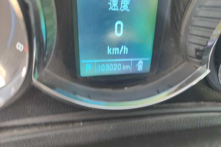 Used Chevrolet Cruze 2013 Hatchback 1.6T Automatic Flagship Model
