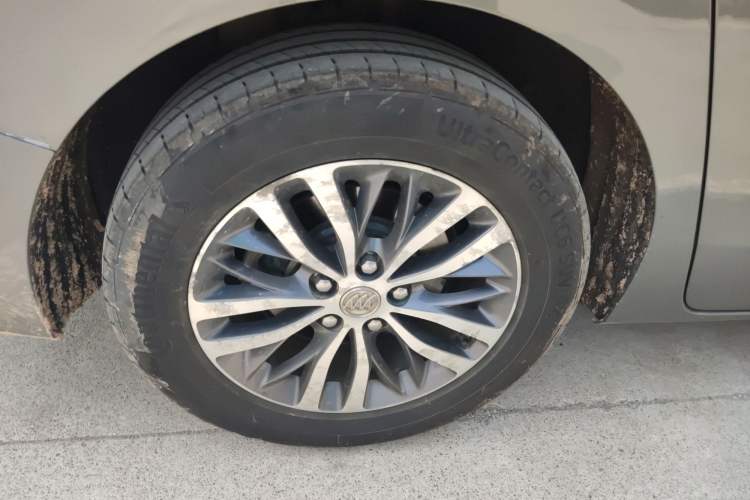 Used Buick GL8 2017 ES 28T Luxury Model China V Standard
