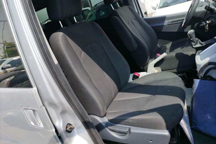 Used JAC Refine M3 2023 PLUS 1.5T 5/7-seat Classic Edition
