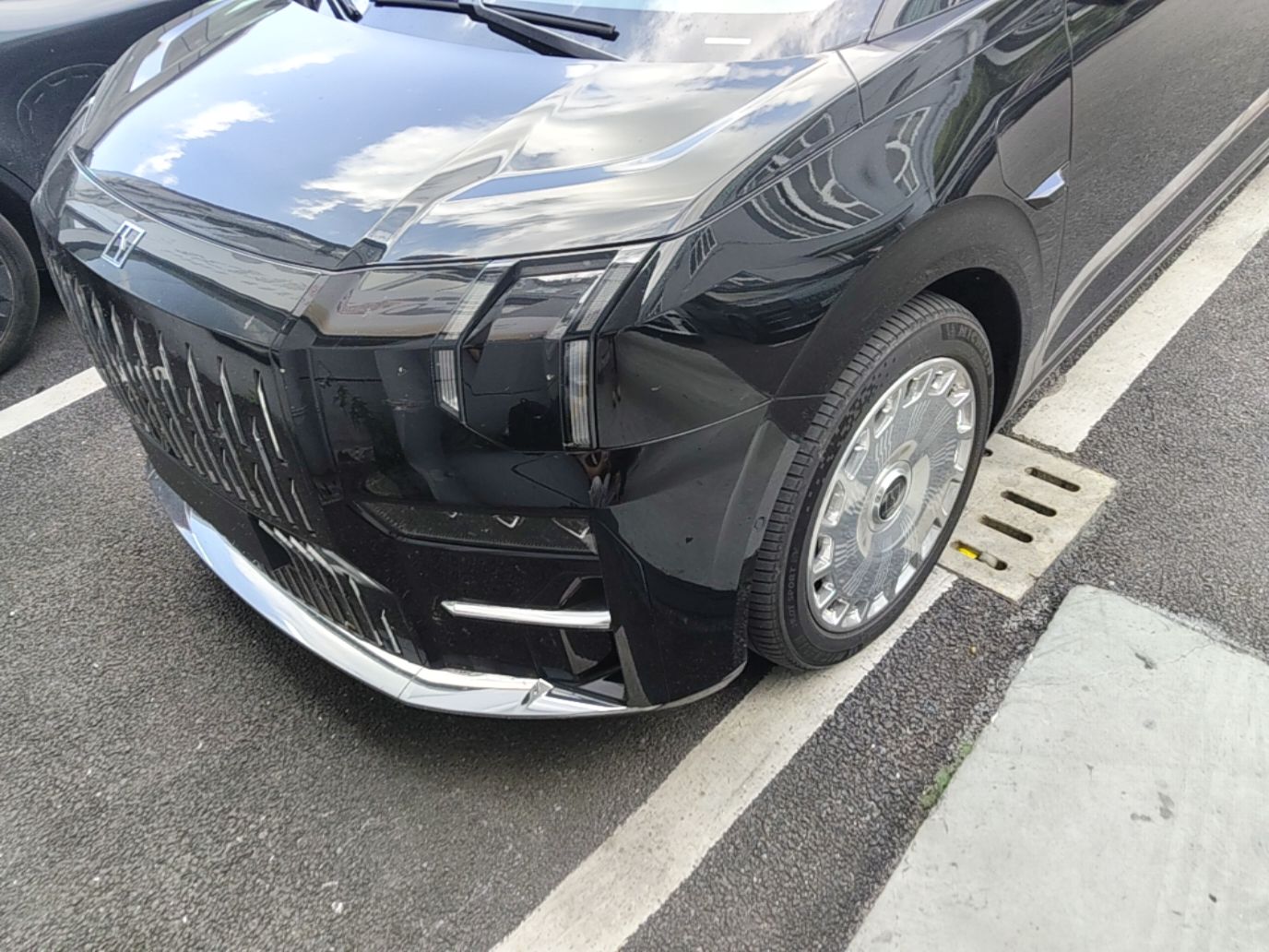Zeekr 009 2024 GAC Trumpchi — снимка 8