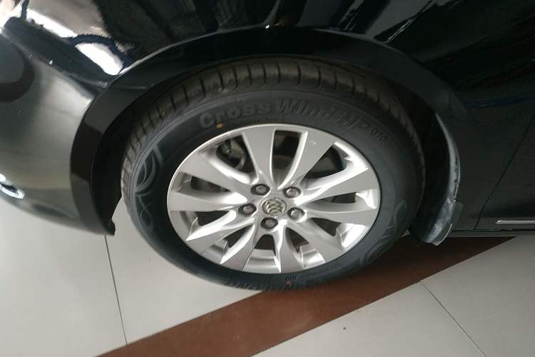 Used Buick LaCrosse 2013 2.4L SIDI Elite Comfort Version