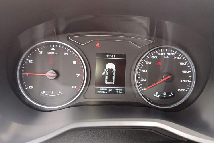 Used SOL X8 2021 300T DCT Leading Smart Connectivity Version 7 Seats
