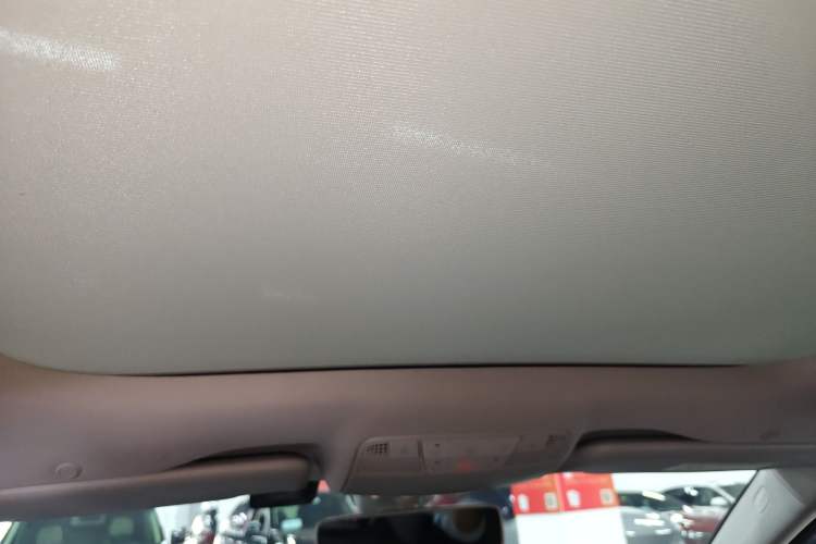 Used Mercedes-Benz E-Class 2018 E 300 L Sport Luxury Edition Headliner