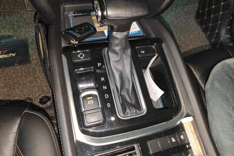 Used GAC Trumpchi GS7 2017 320T Two-Wheel-Drive Luxury Smart Connectivity Model
