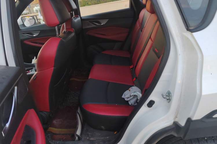 Used CHANGAN CS35PLUS 2021 Blue Whale NE 1.4T DCT Luxury Model