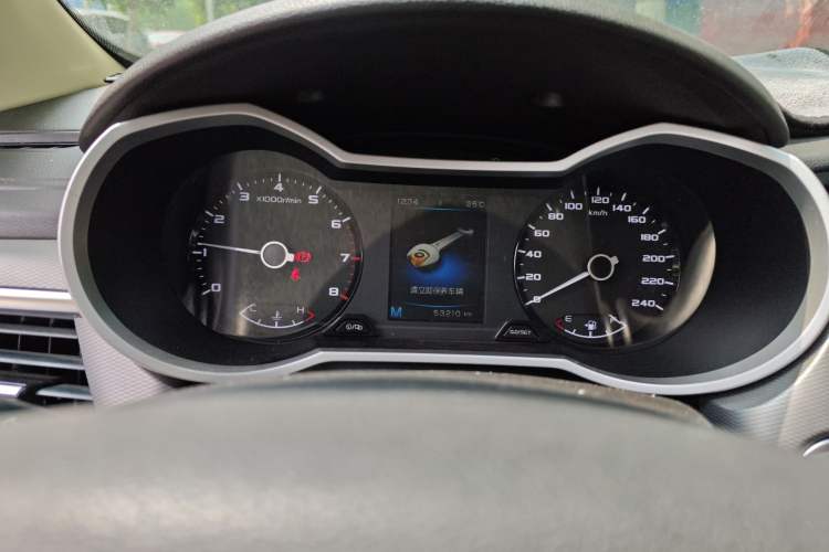 Used Geely Auto Emgrand GL 2018 1.4T Manual Elite Smart Connectivity Version