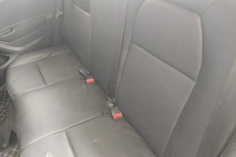 Used Citroen Elysee 2014 1.6L Manual Fashion Model CNG
