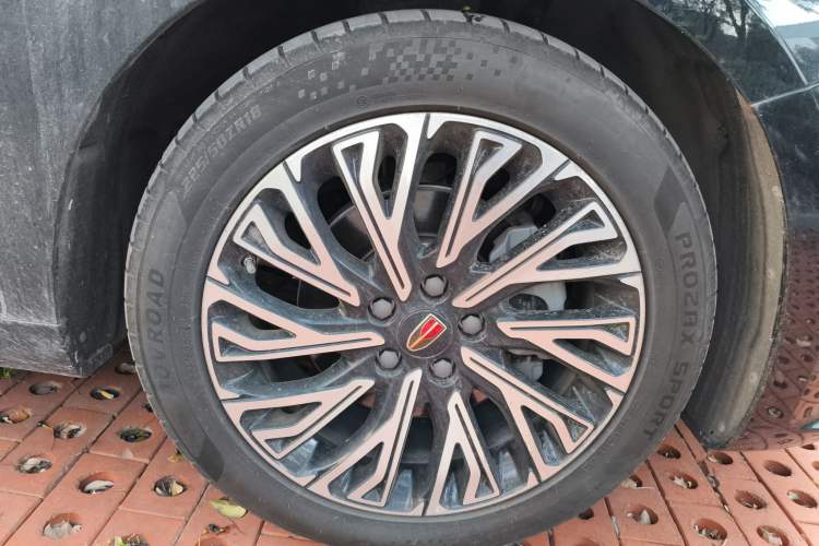 Used Hongqi H5 2025 2.0T Automatic Flagship 500 000th Unit Anniversary Edition