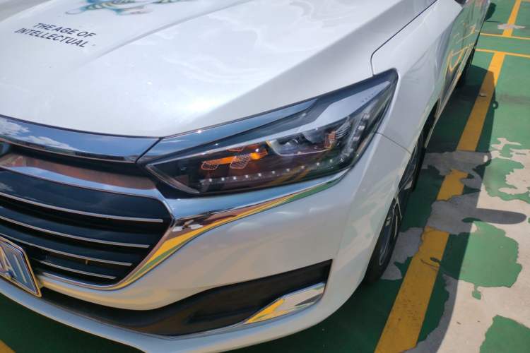 Used BAIC Beijing U7 2019 1.5T Manual Elite Version China V Emission Standard
