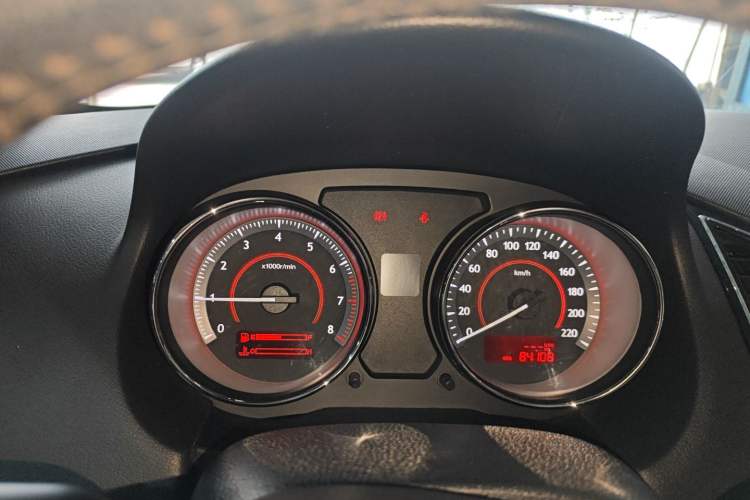 Used Bestune B50 2013 1.6L manual luxury version
