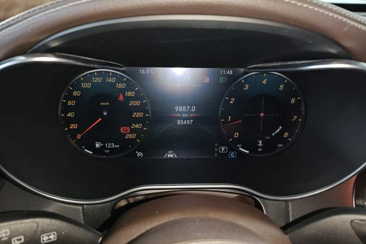 Used Mercedes-Benz GLC 2021 GLC 300 L 4MATIC Dynamic Model Instrument Cluster