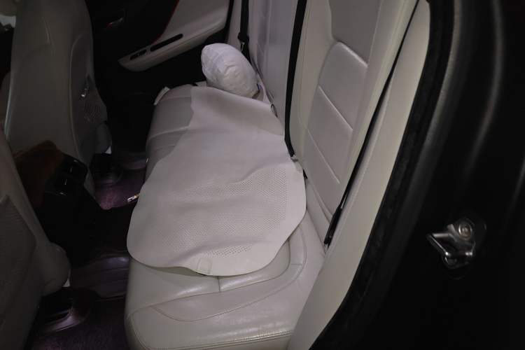 Used Jaguar F-PACE 2016 3.0 SC Four-Wheel Drive S High-Performance First-Edition Limited Model