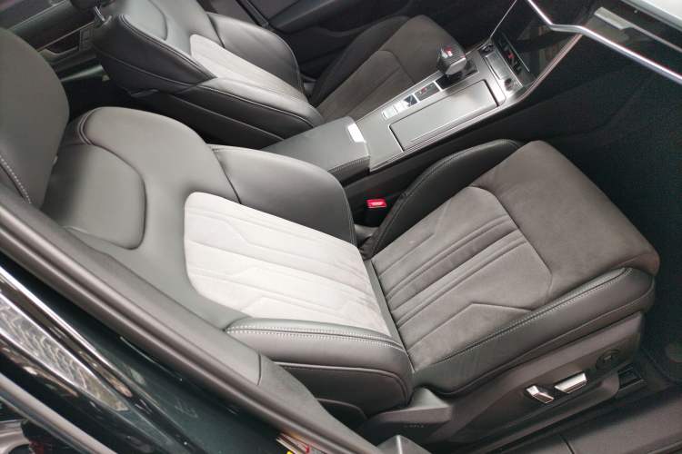 Used Audi A6L 2024 45 TFSI Prestige Dynamic Edition
