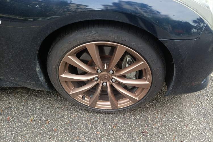 Used Infiniti G Series 2010 G37 Coupe Convertible Alloy Edition