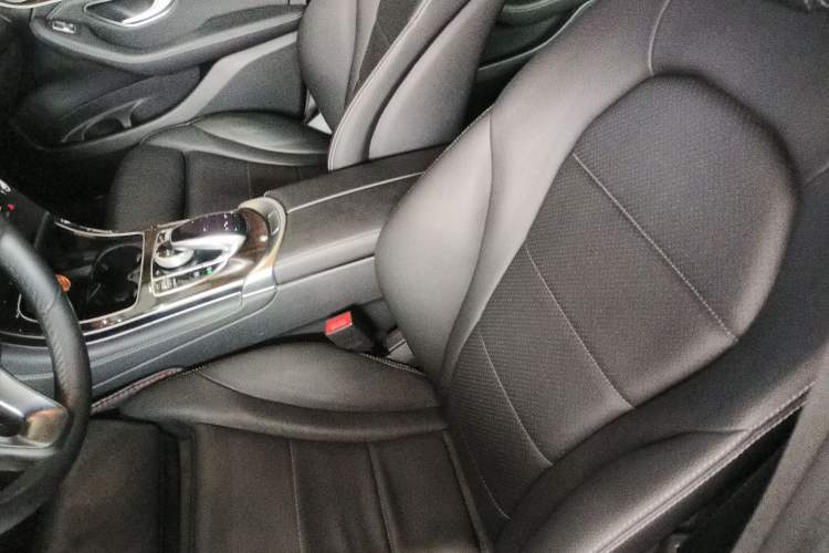 Used Mercedes-Benz GLC 2017 GLC 260 4MATIC Luxury Model Left Front Seat