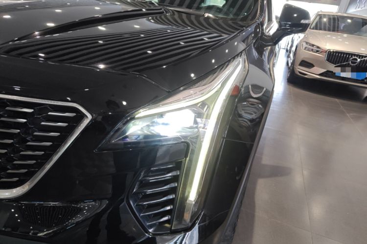 Used Cadillac XT4 2020 28T Two-Wheel-Drive Leading Version