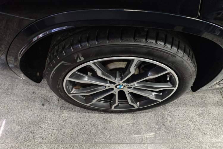 Used BMW X3 2022 Second Facelift xDrive30i Leading Edition M Night Sky Package
