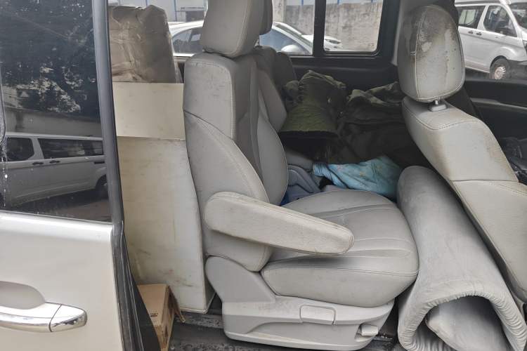 Used JAC Refine M4 2018 1.5T Manual Hybrid Luxury Smart Version Left Rear Seat