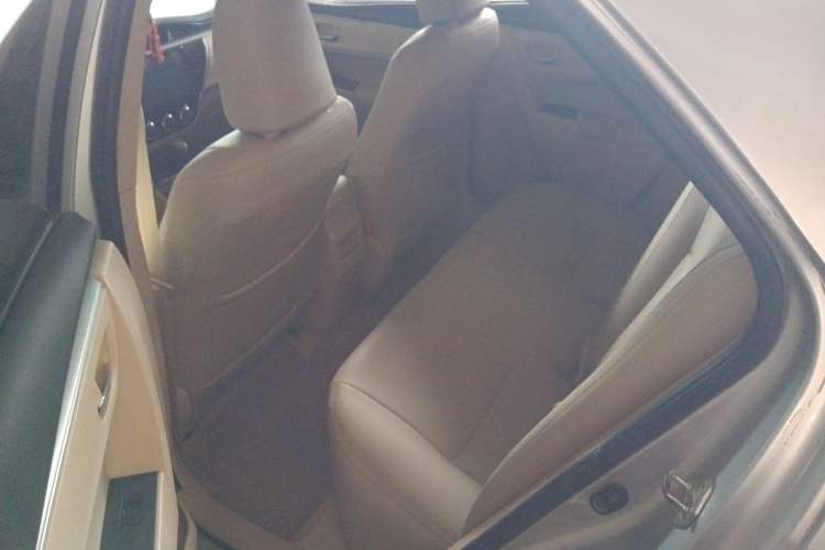 Used Toyota Corolla 2014 1.6L CVT GL-i