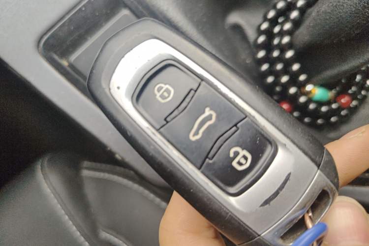 Used Geely Auto Emgrand 2018 1.5L Manual Upward Connect Edition
