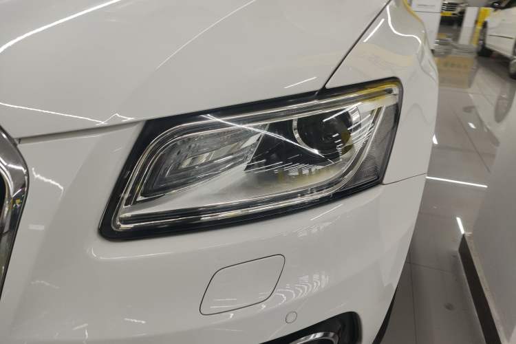 Used Audi Q5 2016 40 TFSI Comfort Model
