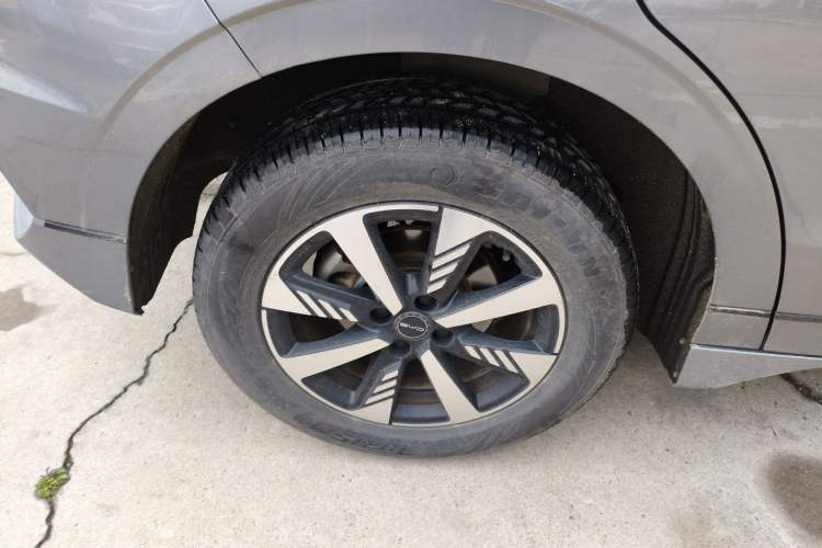 Used BYD e2 2023 Luxury Model Right Rear Wheel Hub