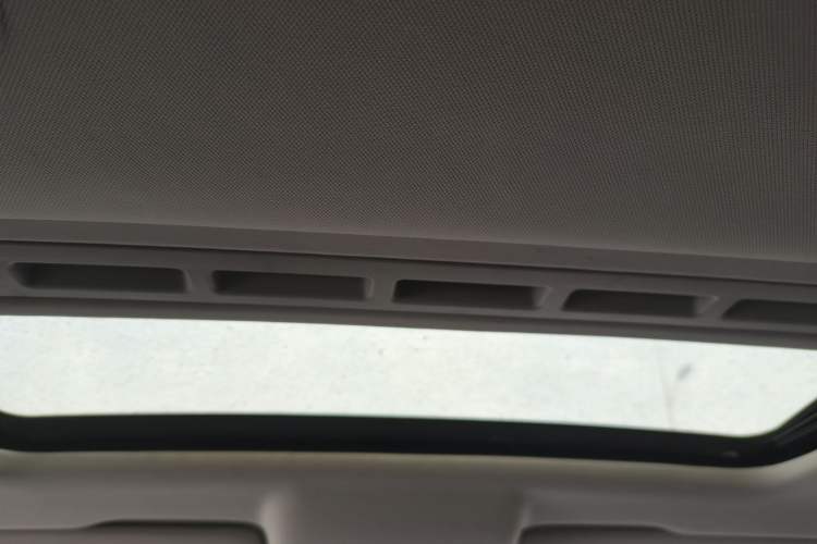 Used Volkswagen Santana 2017 Haval H9 1.6L Automatic Comfort Edition
