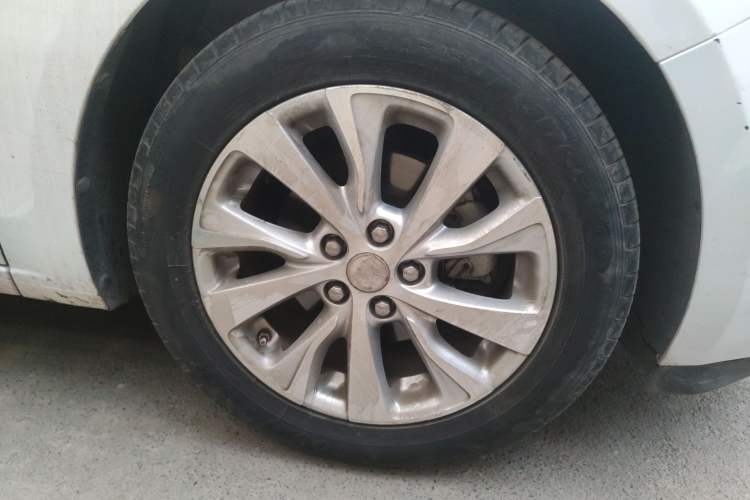 Used Buick Excelle GX 2018 15T Dual-Clutch Elite Model
