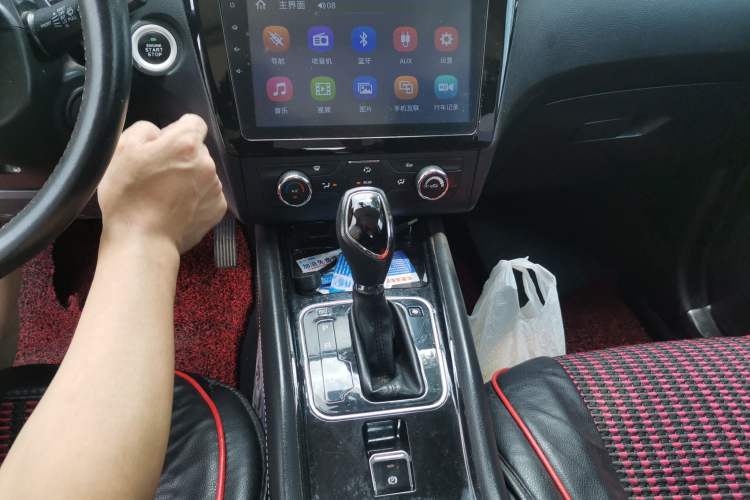 Used Dongfeng Fengon 580 2017 1.5T CVT Luxury Model
