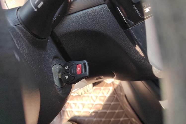 Used Nissan Tiida 2011 1.6L CVT Comfort Model