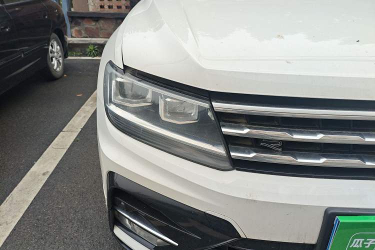 Used Volkswagen Tiguan L 2021 330TSI Automatic Two-Wheel Drive R-Line Enhanced Edition Right Front Headlight
