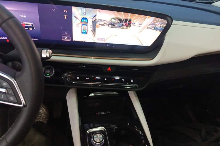 Used Buick Envision 2026 Model Equinox Plus Four-Wheel-Drive Avenir Aivia Audio And AC Panel