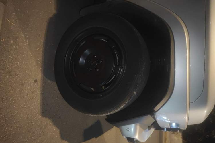 Used iCAR V23 2025 550 Two-Wheel Drive Intelligent Driving Version Right Front Wheel Hub