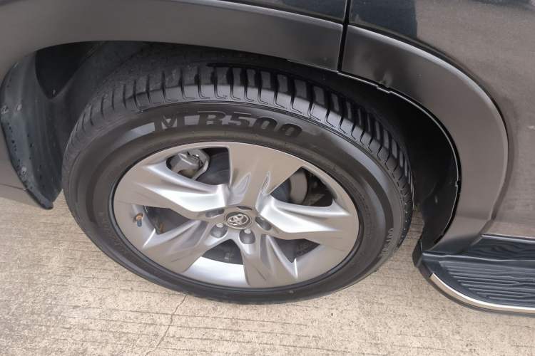 Used Toyota Highlander 2018 2.0T Four-Wheel Drive Luxury Version 7 Seats China VI Standard