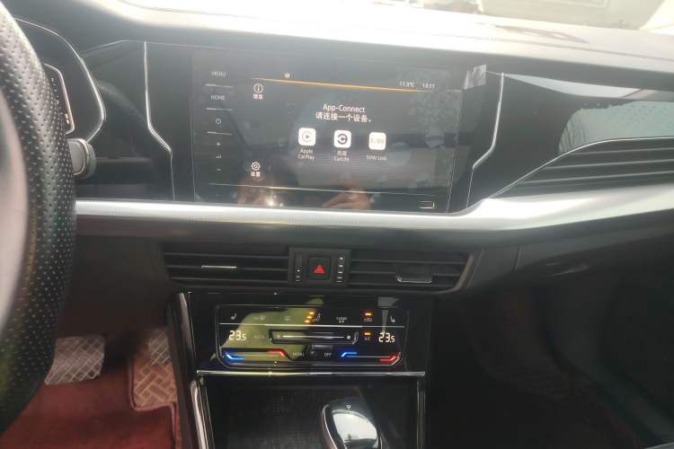 Used Volkswagen Passat 2023 Revised 330TSI Starry Elite Edition Audio And AC Panel