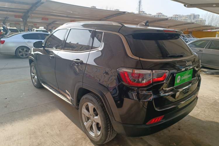 Used Jeep Compass 2017 200T Automatic Family Edition