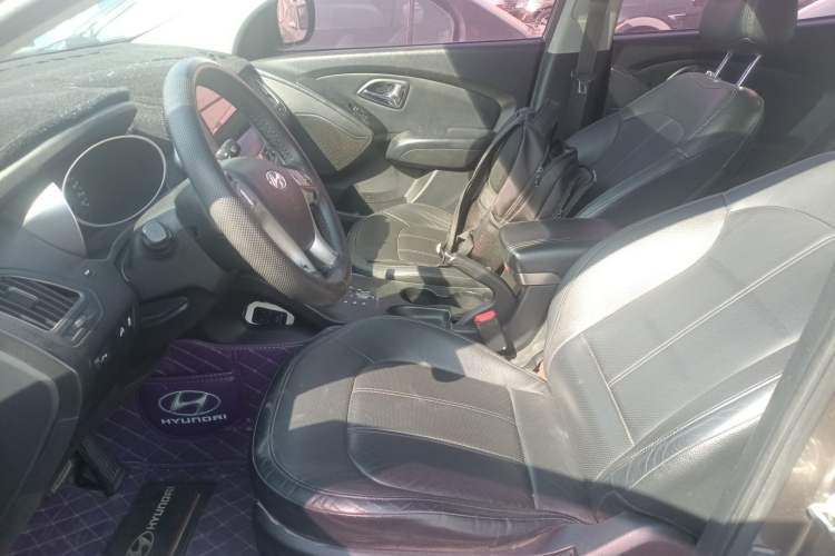 Used Hyundai ix35 2012 2.0L Automatic Two-Wheel Drive Elite Edition GLS Left Front Seat