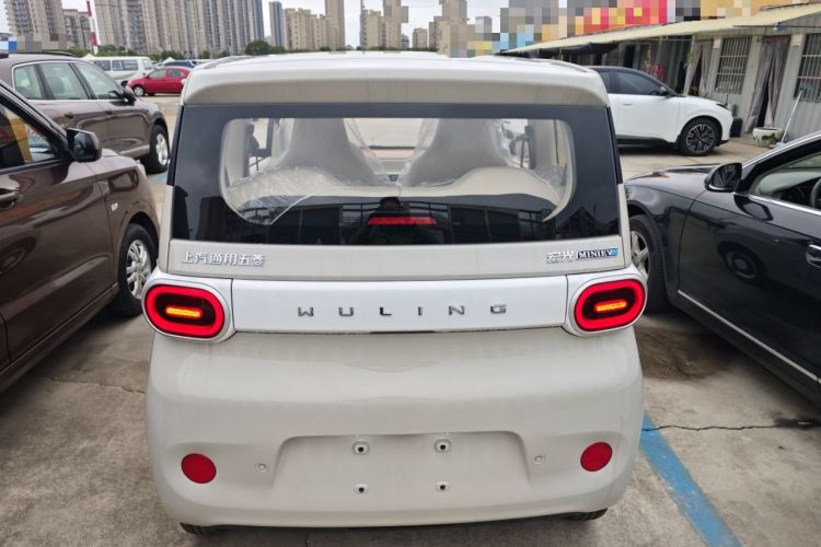 Used Wuling Hongguang MINIEV 2024 3rd Generation 215km Youth Edition

