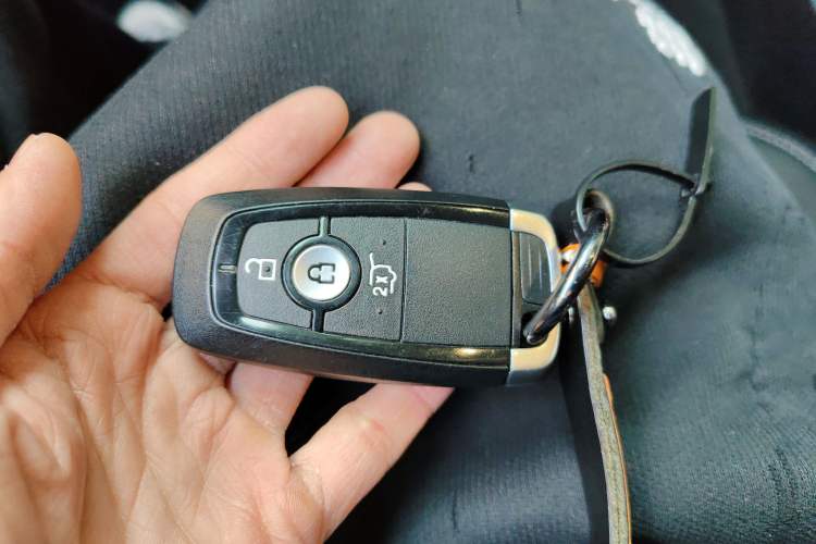 Used Ford Explorer 2020 EcoBoost 285 4x4 Titanium Edition 7-Seater
