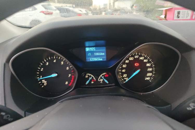 Used Ford Focus 2012 Sedan 1.6L Automatic Comfort Model
