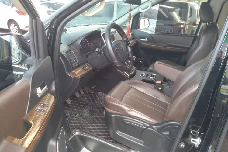 Used FORTHING Lingzhi PLUS 2021 2.0L Manual Luxury 7-Seater
