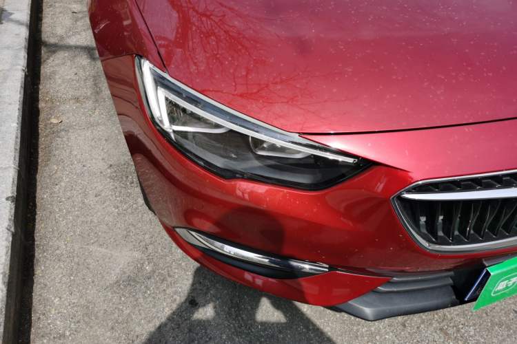 Used Buick Regal 2017 20T Elite Edition Right Front Headlight