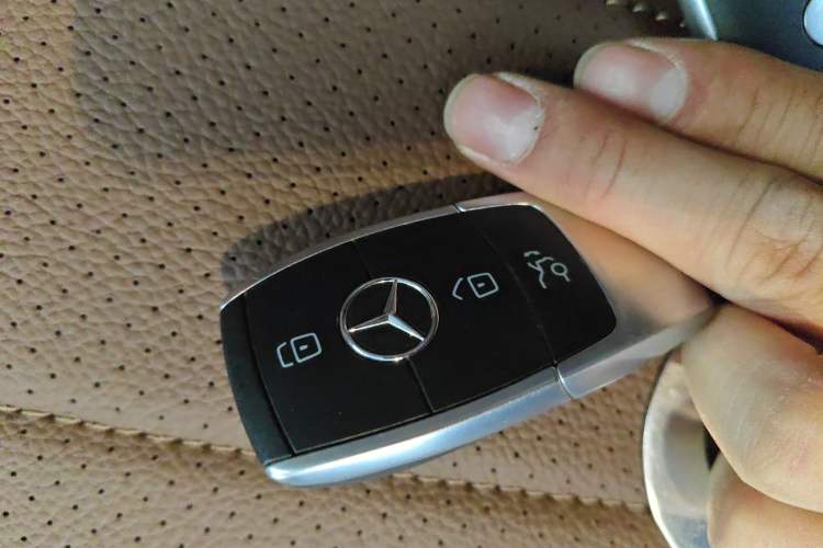 Used Mercedes-Benz GLE 2024 GLE 350 4MATIC Stylish Model
