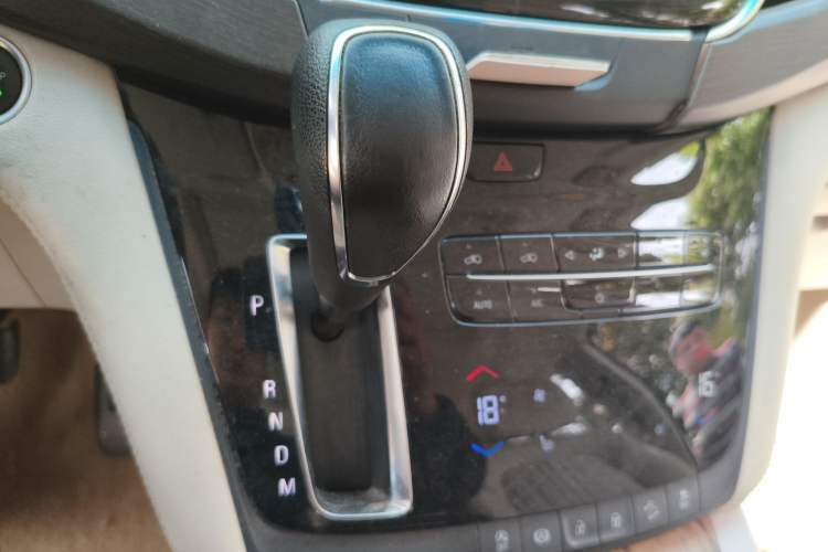 Used Buick GL8 2018 ES 28T Comfort Model China VI Standard
