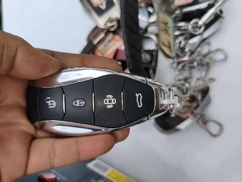 Used Hongqi H5 2024 1.5T DCT Smart Connect Flagship Edition – Chinese Trim Yun — 8