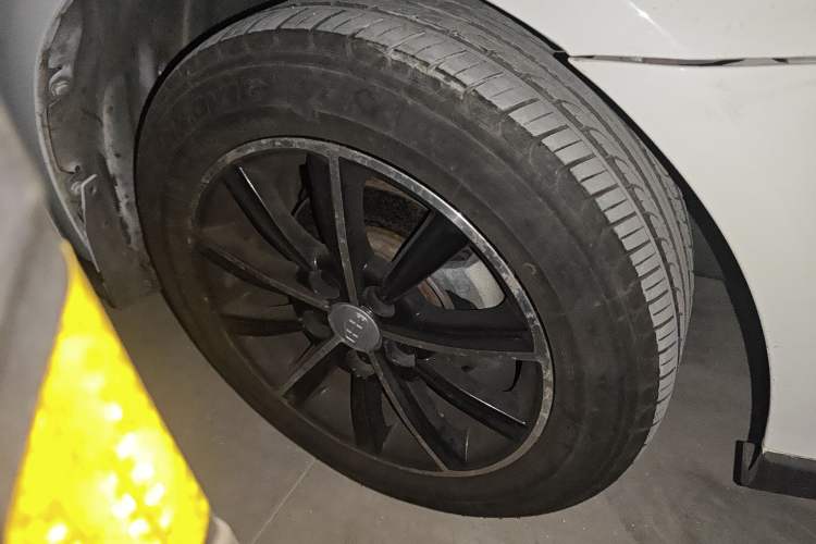 Used Geely Auto Emgrand 2016 Hatchback RS 1.5L CVT Upward Edition