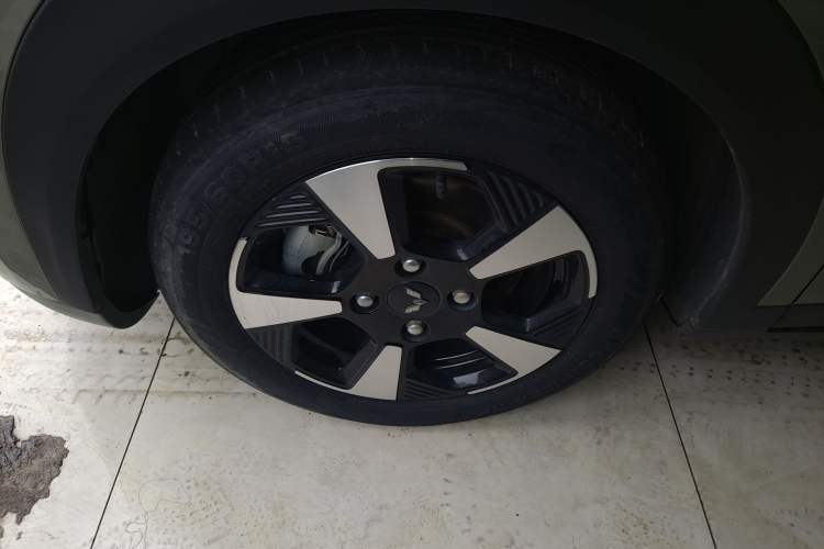 Used Wuling Bingo PLUS 2024 510 km Flagship Edition Four-Seater Version
