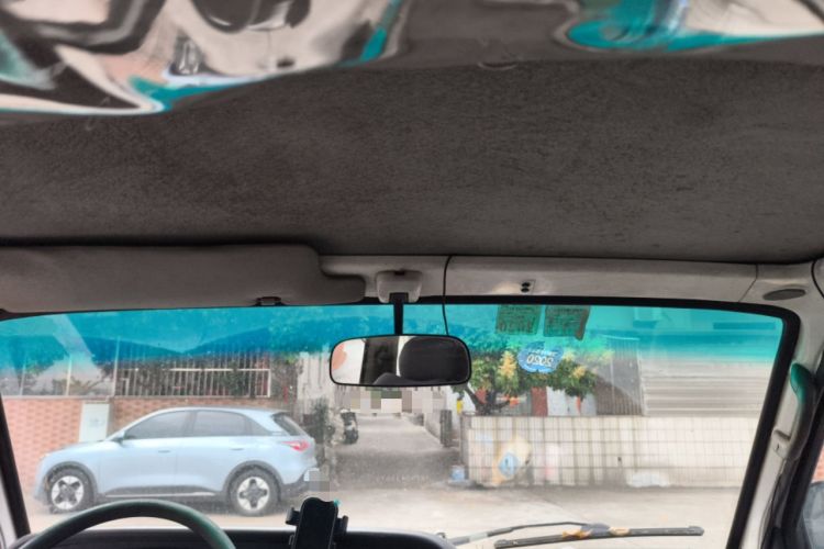 Used Jinbei Hiace 2011 2.0L 5th Generation Kuaiyunwang Luxury Edition 4G19 Headliner